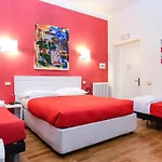 Lia Rooms