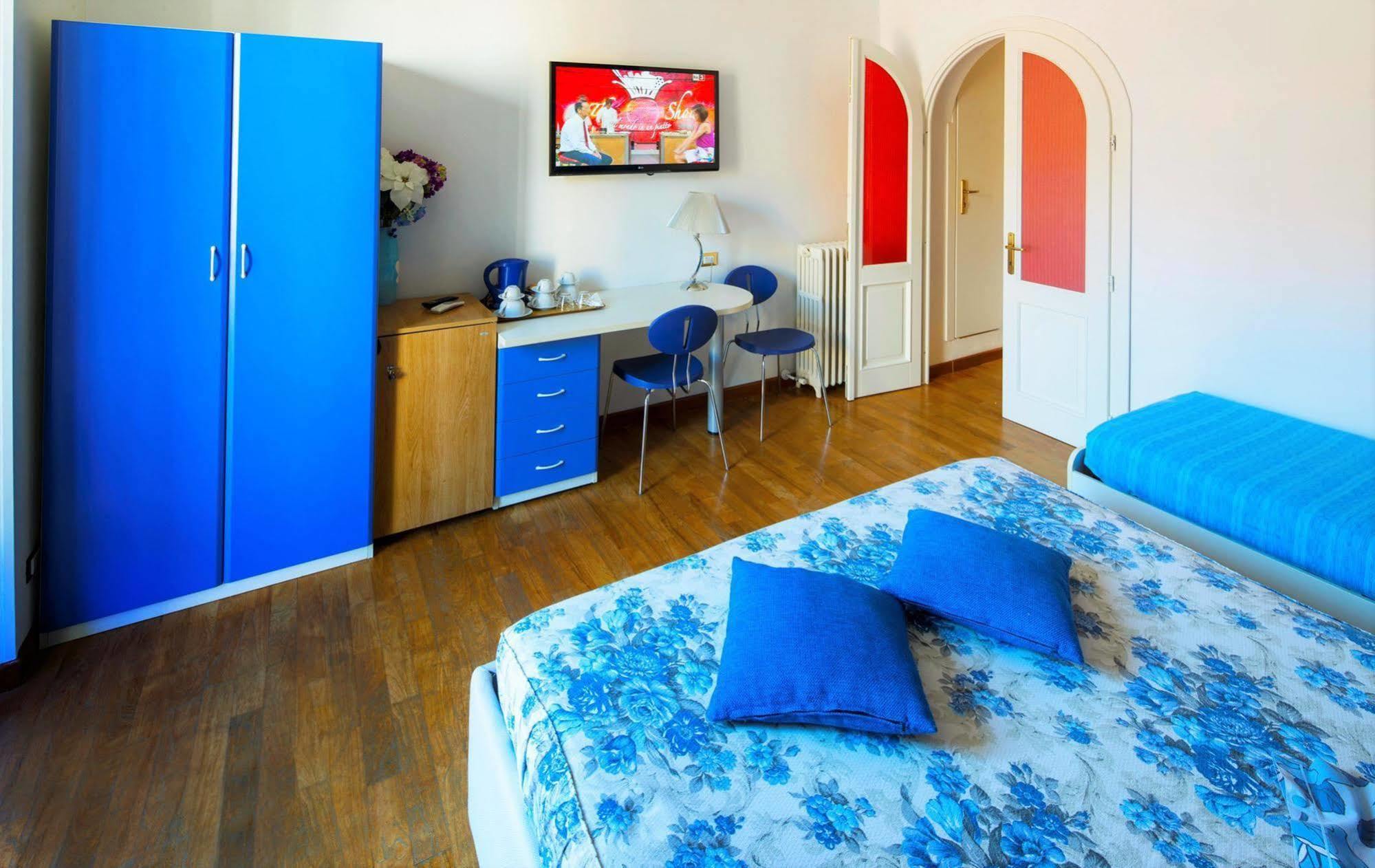 Lia Guest house *